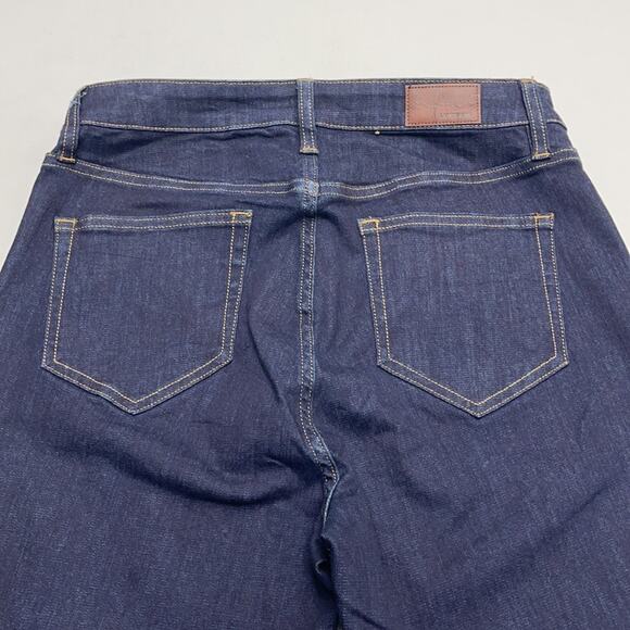 LANDS END Women’s 10 Mid Rise Curvy Straight Blue Jeans - Picture 2 of 3